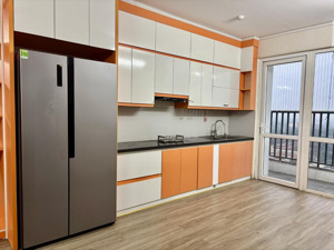 cho thuê căn 2pn nội thất đẹp ở chung cư phenikaa hoà lạc. tầng trung, vào ở luôn. giá 5,5tr/tháng