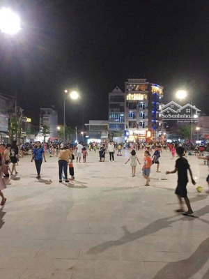 bán nhà 2mt đường nguyễn bỉnh khiêm & lê lợi, phường xuân an, long khánh. dt: 4,6x15. giá: 17,5 tỷ
