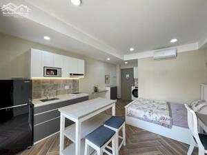 Cho thuê căn hộ studio cực đẹp tại quận 10