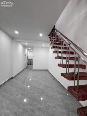 Bán nhà 3 tầng xây kiên cố cách biển chỉ 500m - hẻm Đ. Lê Lai - TP. Nha Trang - Giá Rẻ chỉ 2tỷ590tr