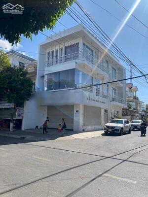 Cho thuê nhà góc 2 mặt tiền Tuyên Quang, Phú Thuỷ, Phan Thiết. Giá 25tr/ tháng
