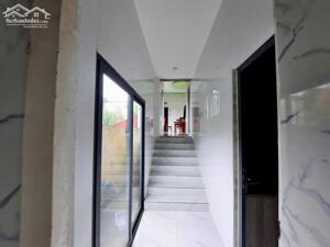 Nhầ gần sân bay Liên Nghĩa Đức Trọng, thích hợp kinh doanh