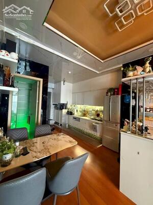 Căn hộ The Star 52m2. 2 phòng ngủ full nội thất cao cấp,Tầng 14 view hồ bơi,Quận Bình Tân