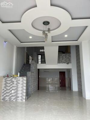 CHO THUÊ NHÀ MẶT TIỀN ĐƯỜNG A9 KHU DÂN CƯ HƯNG PHÚ GIÁ 18 TRIỆU