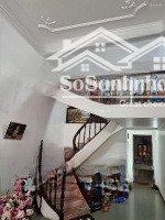 nhà riêng 3 tầng vị trí đẹp xây để ở nay cho thuê diện tích sử dụng khoảng 180m2