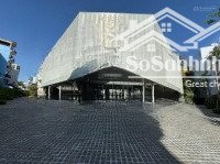 tòa nhà mới xây 3 mặt tiền đạt chuẩn vp xanh tọa lạc ngay gần đường lê trọng tấn tân phú