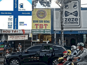 Cho thuê nhà mặt tiền mặt bằng kinh doanh kv tt ngã 4 QL1A.Gần TGDĐ,FPT,ZEZE,..Đông.Chủ ️0898491702