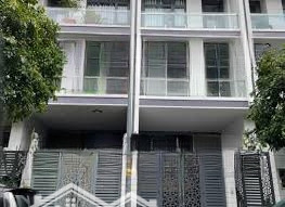 cần cho thuê gấp nhà đẹp mặt tiền huỳnh tấn phát, p. phú mỹ, quận 7 dt 420m2 - 100 triệu/tháng
