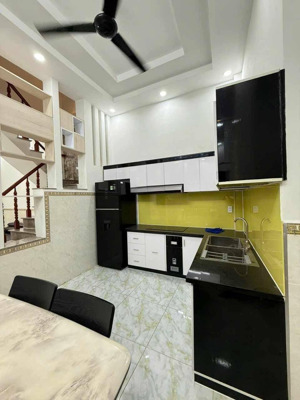 ngộp cần bán gấp! lò siêu, phường 16, quận 11. giá chỉ 1tỷ680/44m2. nhà hoàn công 2022