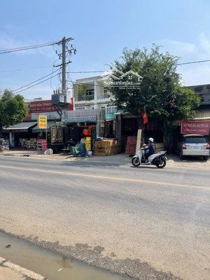 cần cho thuê mặt bằng 10x40m, 2 căn giáp nhau, kd mọi ngành nghề