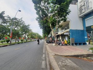 chi thuê nhà trần não, quận 2. giá 75 triệu / tháng