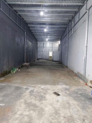 cho thuê kho mt đường phù đổng- hoà xuân - cẩm lệ - đà nẵng .