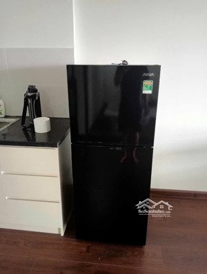 cho thuê căn hộ 51m2
nội thất : máy lạnh, máy giặc, tủ lạnh, bàn ăn như hình
giá: 4.5 triệu tl
