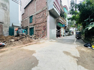 bán đất thạch bàn 56m2 giá 7 tỷ đường 02 ô tô 7 chỗ tránh nhau, dân cư sầm uất, kinh doanh