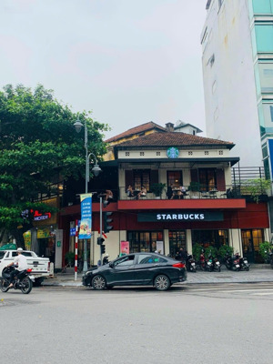 cho thuê nhà mặt phố hàng chuối diện tích 100m2x2 tầng mt 6m thông sàn giá thuê 40tr