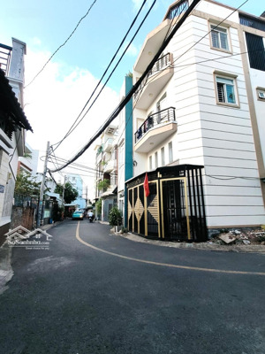 bán đất tặng nhà, hx tải, dt: 4,1mx 33m. tương lai 2mt hiệp phú thủ đức