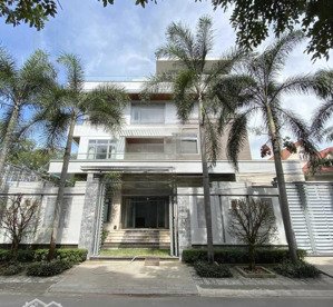 cho thuê nhà hoàng diệu, p. 10, q. phú nhuận, dt: 16x25m, 1 trệt 2 lầu