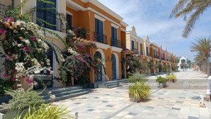 căn shophouse duy nhất nằm trên đại lộ miami di chuyển xuống biển giá chỉ 5tỷ bao thuế phí gần biển