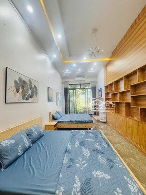 cho thuê villa sân vườn 500m 4 phòng ngủ đầy đủ nội thất mặt tiền ymoal thành phố buôn ma thuộ gi