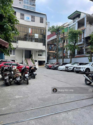 tòa văn phòng phố kim mã có view triệu đô hồ ngọc khánh - thiết kế hiện đại - xem là mê