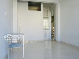 cho thuê phòng trọ hướng biển, khu vực an ninh, sạch sẽ, thoáng mát, đảm bảo pccc, giá 2,3tr/tháng