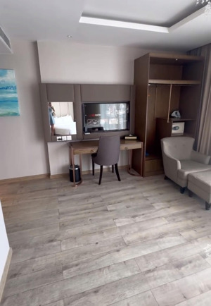 panorama căn view phố bồn rẻ quạt giá siêu rẻ chỉ 1,995 ty
diện tích : 41,7 m2( có bồn tắm)
