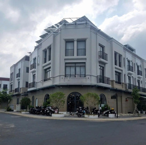 cần bán nhà - đang cho thuê 20tr/thang