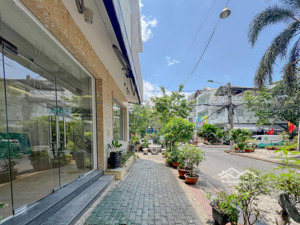 chính chỉ cho thuê shophouse góc 2 mặt tiền