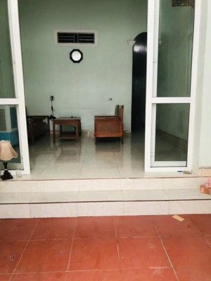 mình có nhà cấp 4 để không muốn cho thuê, ở ngõ 43 đường thọ hạc dân trí tốt