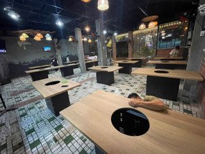 cần sang nhà hàng đã có sẵn cơ sở hạ tầng vào là kinh doanh ngay