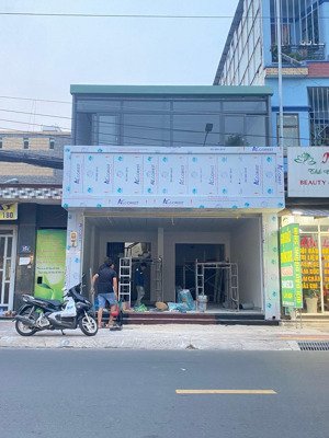 nhà mặt tiền lý thường kiệt diện tích 6x15m