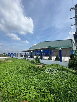 cho thuê 7000m kho xưởng mặt tiề quốc lộ 1a vỉnh long