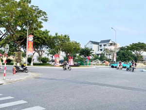 12ty990 có nhà 4 tầng đường 10m5 nguyễn hữu dật, dòng tiền 30tr/th, ngay đường 30/4, kd mọi ngành