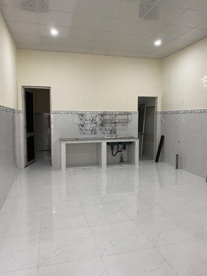 cho thuê nhà nguyên căn tại k123/7 đỗ thúc tịnh