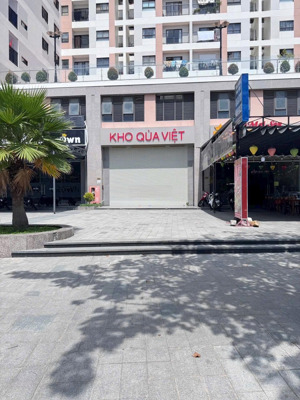 căn shophouse vcn phước long đường số 28 dt 152.4m2 ngang 7m đã hoàn thiện vào sử dụng ngay