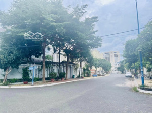 bán đất mặt tiền nguyễn hữu tiến sát biển bãi sau tp. vũng tàu 200m2(6,8x30m) giá 11,55 tỷ