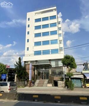 Cho thuê toà nhà 9 tầng, Lê Thị Riêng Quận 12