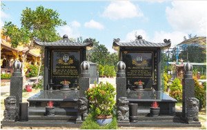 cần sang nhượng lại hai huyệt đơn tại khu phú quý dự án phúc an viên quận 9-gần cổng vào.