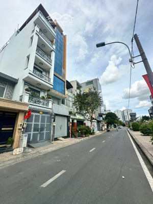 mặt tiền đường hiền vương p.phú thạnh [8m x 23m] chính chủ giá tốt cần bán gấp. giá 16,6 tỷ