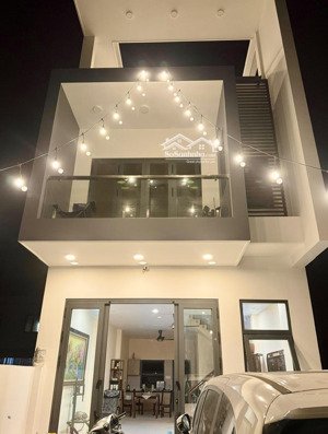 cho thuê nhà phố mặt tiền lương văn nho - la maison cần giờ. 167m2 3pn, nội thất như khách sạn