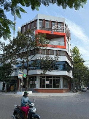 cho thuê văn phòng, view đẹp, không gian đẳng cấp!