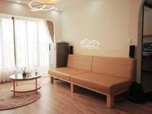 bán căn hộ ct4 , 76m2 , 2 pn ,2 wc , view đông nam , full nội thất đẹp cao cấp , giá 3,35 tỷ