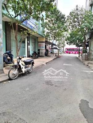 nhà đẹp hoàng mai giảm chào 1 tỷ giá mới chỉ 14,5 tỷ (có thương lượng)