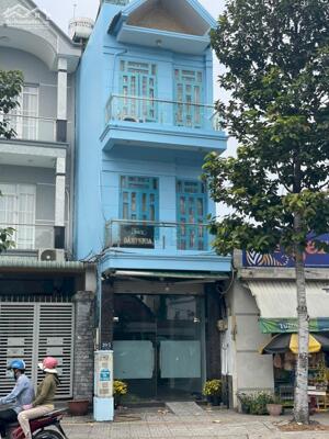 Nhà mặt tiền Lê Thị Hà-Tân Hiệp-Hóc Môn.Dt 3,5x42~155m2~3 tấm 1tum~10,5ty