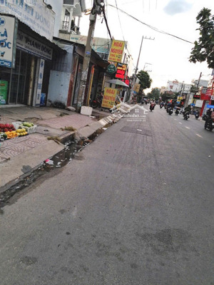 "quá hót mt hiệp thành 13, 10 tỷ, 6x22,5 135m2 hiếm nhất khu vực