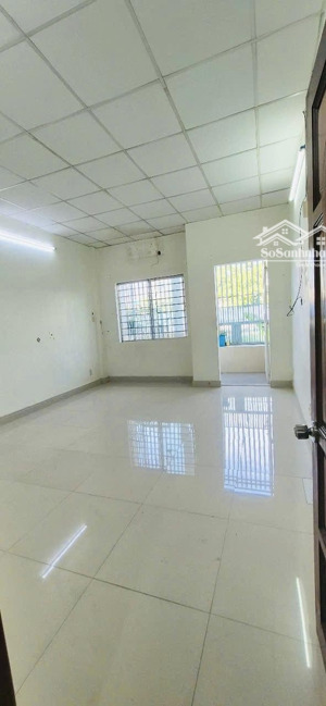 nhà bán ô tô đậu cửa, bùi minh trực (4x14m), 2 tầng phường 5 q8