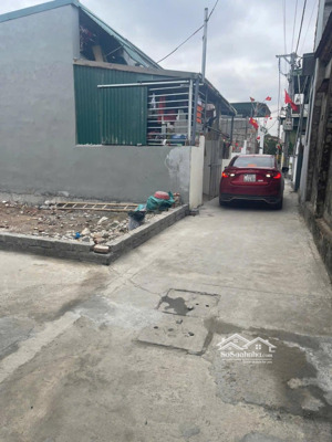 đất đẹp giá sốc tại thị trấn phú xuyên!!! chốt nhanh mới kịp. lô góc, oto vào