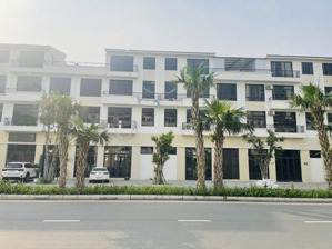 bán căn lê duẩn ecopark hải dương rộng 10m đằng sau có sân vườn tha hồ làm tiểu cảnh, trồng rau