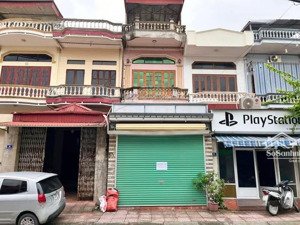 cho thuê nhà phù hợp ở và kinh doanh tại cổng trưởng đh sao đỏ. ưu tiên lâu dài.