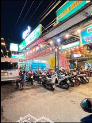 sang quán nhậu đường lã xuân oai, p. tăng nhơn phú a, tp. thủ đức